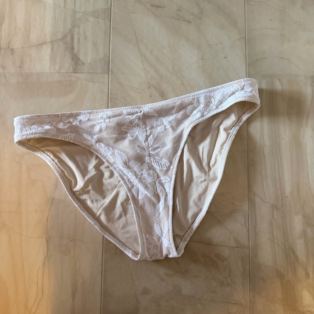 Aerie Cream Floral Bikini Bottom